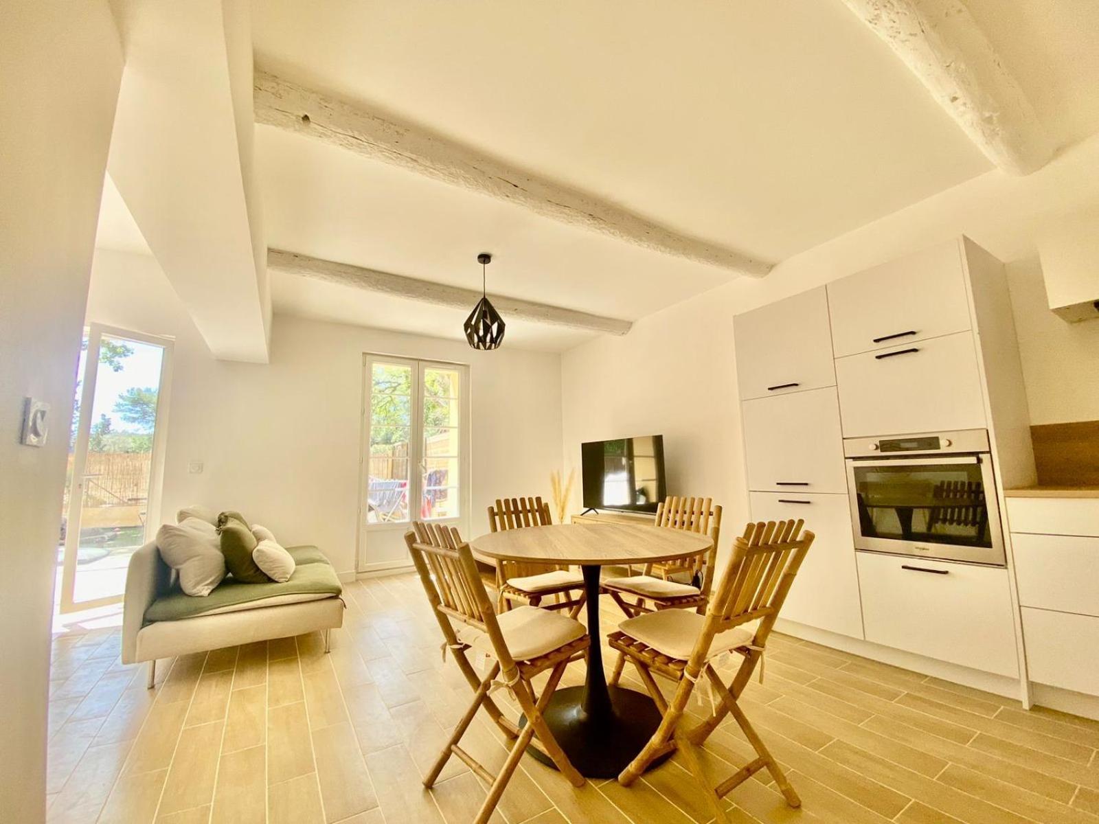 Appartement De Standing Dans Une Bastide Aixoise آيكس أومبروفينس المظهر الخارجي الصورة
